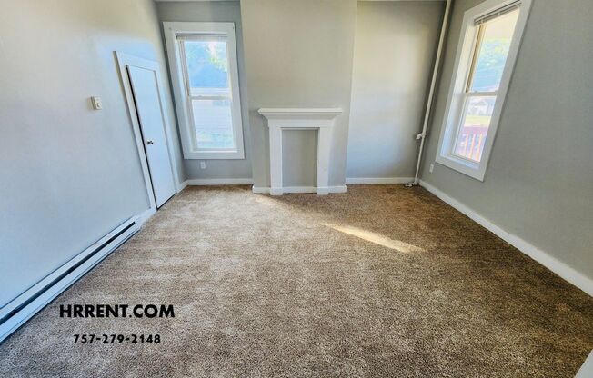 2 beds, 1 bath, 800 sqft, $1,300, Unit Unit A