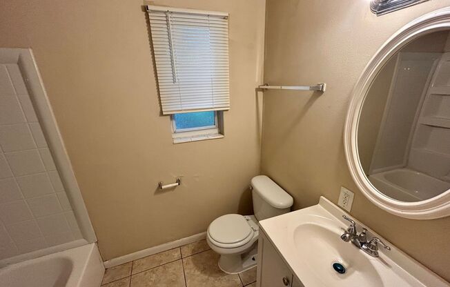 Tranquil Westside Living!