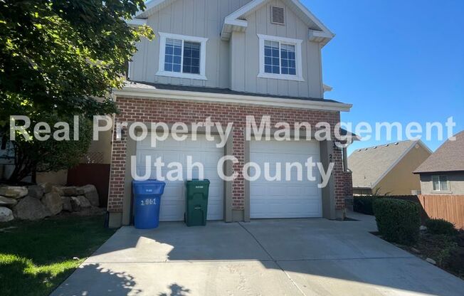 5 beds, 3 baths, $2,495