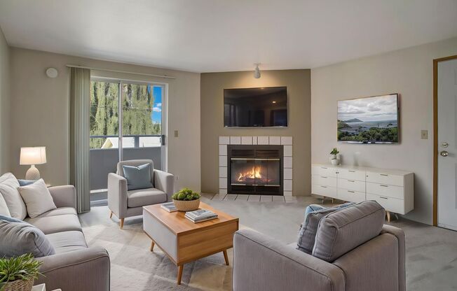 2 beds, 2 baths, 912 sqft, $1,950, Unit C201