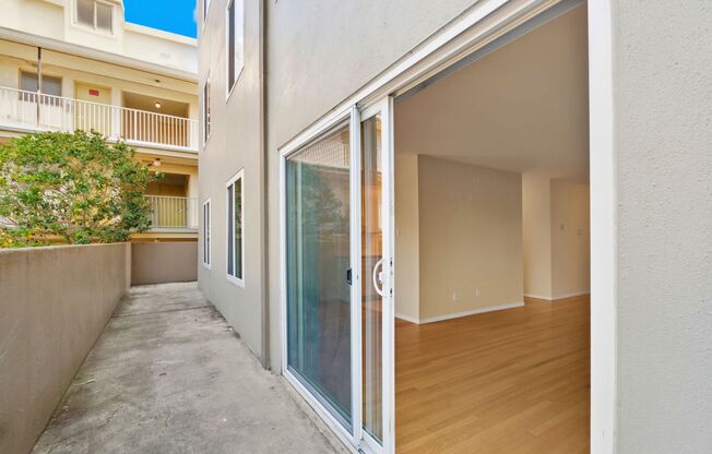 650 Alvarado Street Apartments*