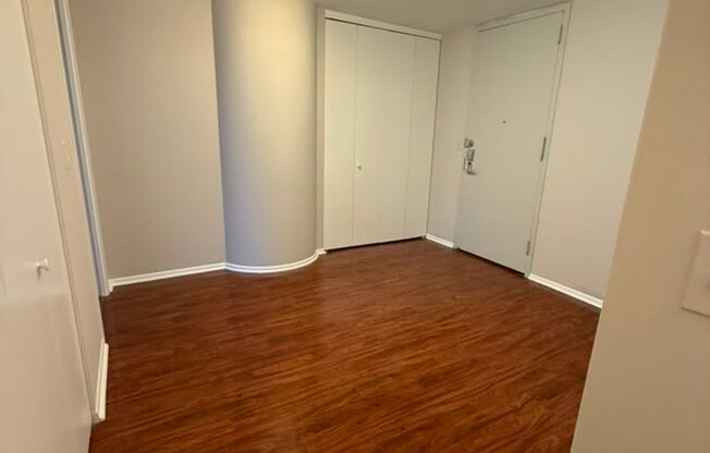 2 beds, 2 baths, $4,695, Unit # 1407 1408