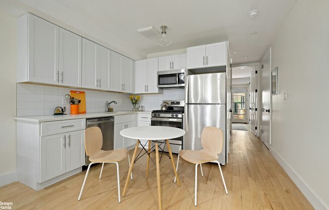 466 GREENE AVE