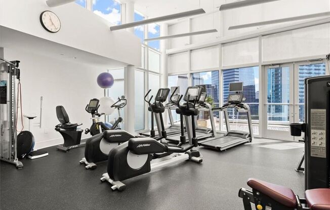 3 beds, 3 baths, $5,895, Unit UNIT 1901