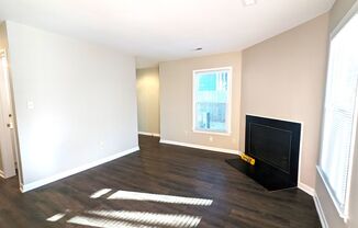 2 beds, 1.5 baths, $1,350, Unit B