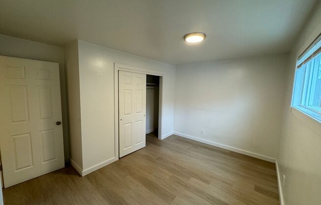 1 bed, 1 bath, 500 sqft, $995, Unit 5