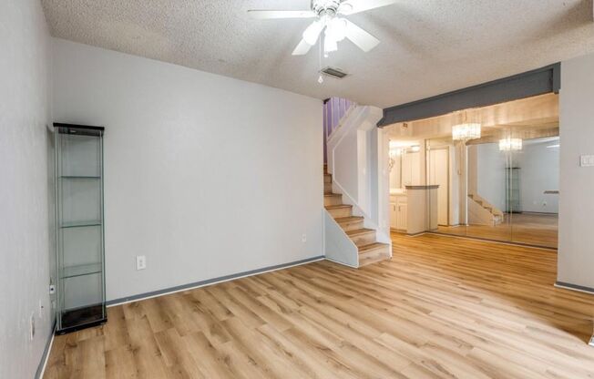 2 beds, 2 baths, $1,900, Unit # 22B