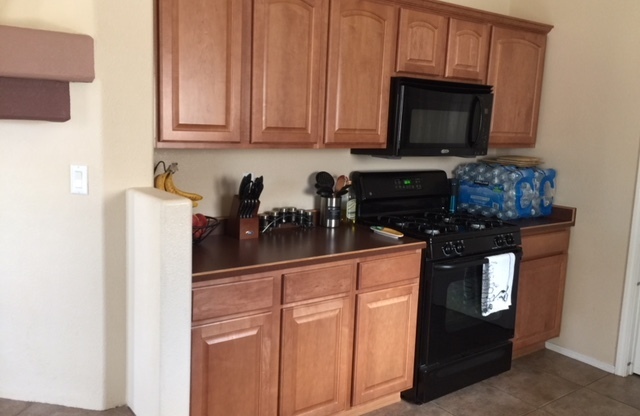 3 beds, 2 baths, $2,000