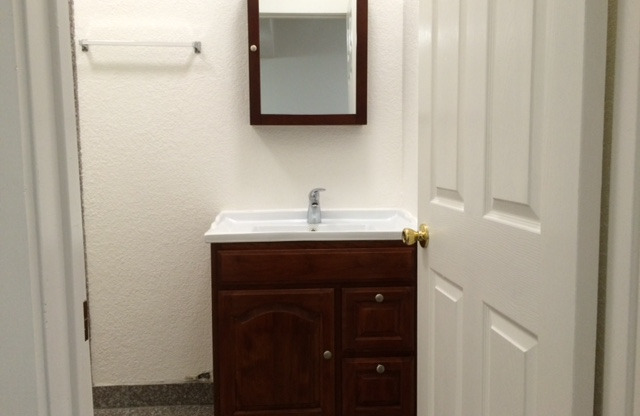 Studio, 1 bath, 265 sqft, $1,925, Unit 03RD-574#117