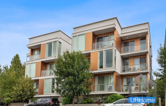 2 beds, 1 bath, 793 sqft, $1,824, Unit 303