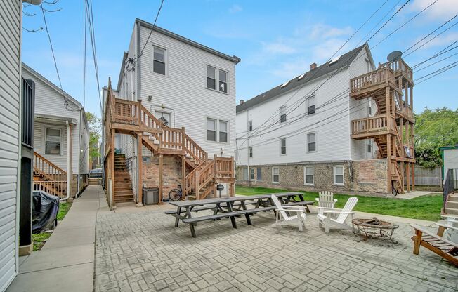 Marshfield Apartments