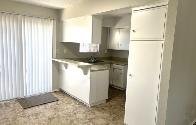 Lamplighter Apartments