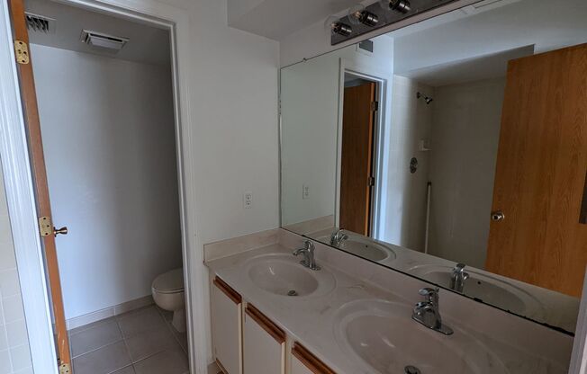 2 beds, 2 baths, $1,695, Unit #FF-204