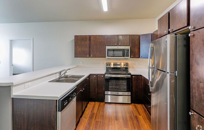 2 beds, 2 baths, 1,013 sqft, $1,600, Unit A515