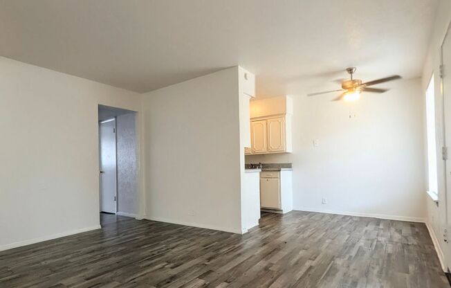 1 bed, 1 bath, 800 sqft, $1,250, Unit 126