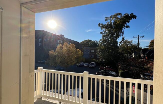 Studio, 1 bath, 637 sqft, $1,566, Unit 308
