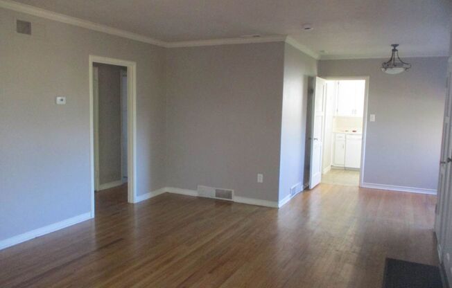 2 beds, 1 bath, $1,975