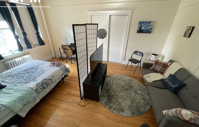 Studio, 1 bath, $2,275, Unit 12a