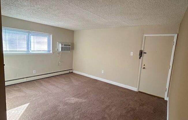 1 bed, 1 bath, 550 sqft, $1,185, Unit G04