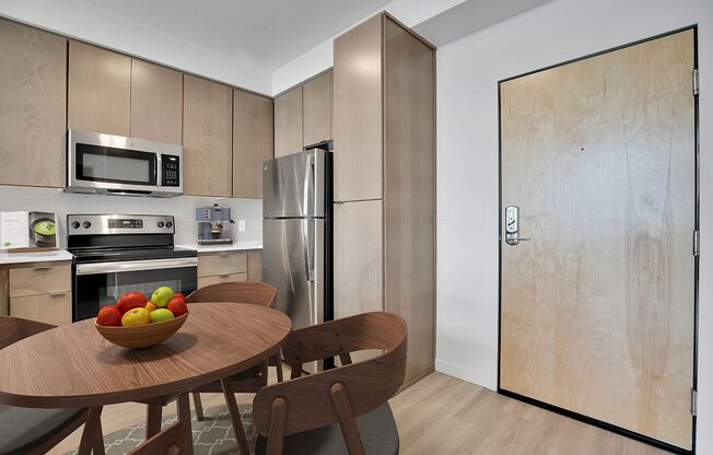 1 bed, 1 bath, 758 sqft, $1,895, Unit 233-301