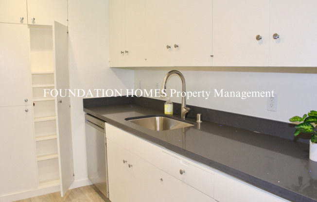 VIDEO! **Move-in Special** Recently updated 2bd @ The Meadows in TL - FOUNDATION