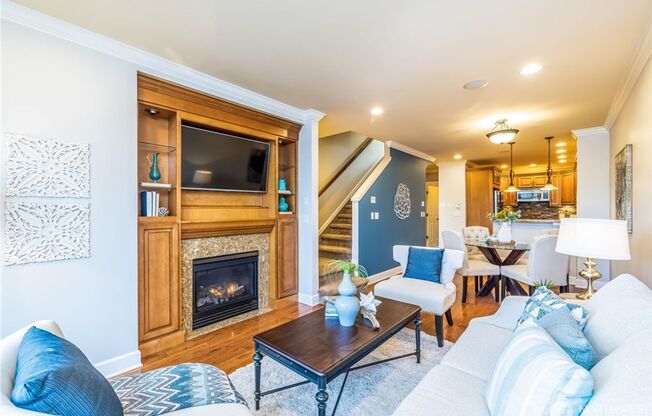 2bd/2.5ba Seattle Townhome