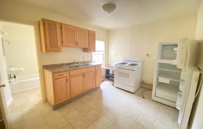 2 beds, 1 bath, $1,000