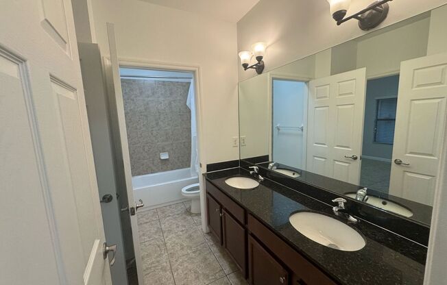 1045 Villas LLC (1035 NE 10th Ave)