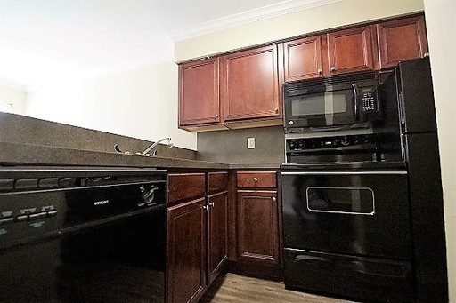 Studio, 1 bath, 500 sqft, $850, Unit 221