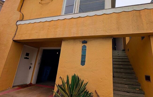 2170 36 AVE