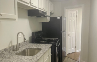 3035 30 ST SE