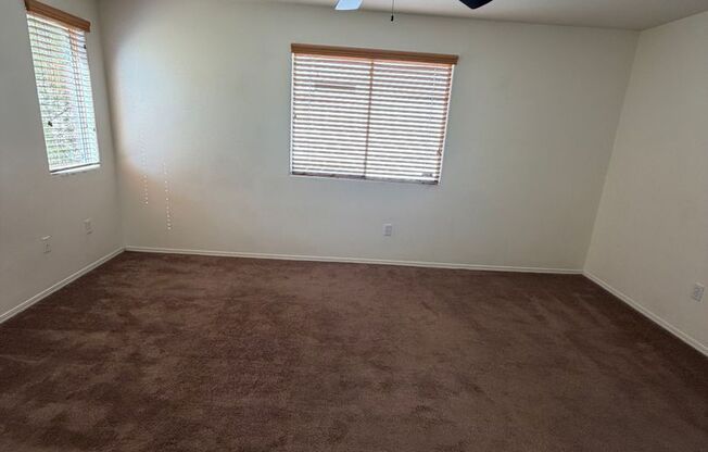 3 beds, 2.5 baths, $1,900