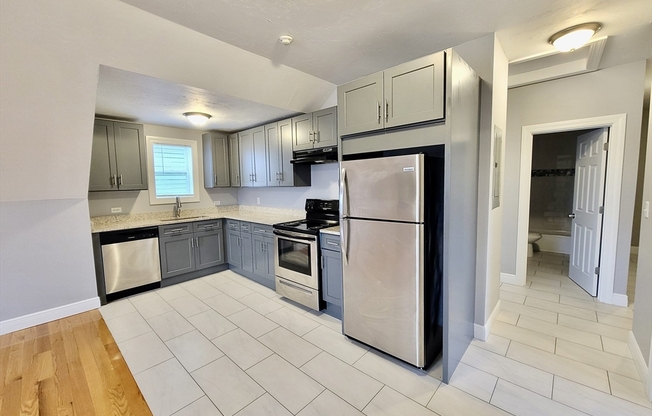 525 CHARLES ST