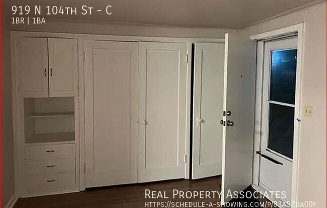 919 N 104 ST