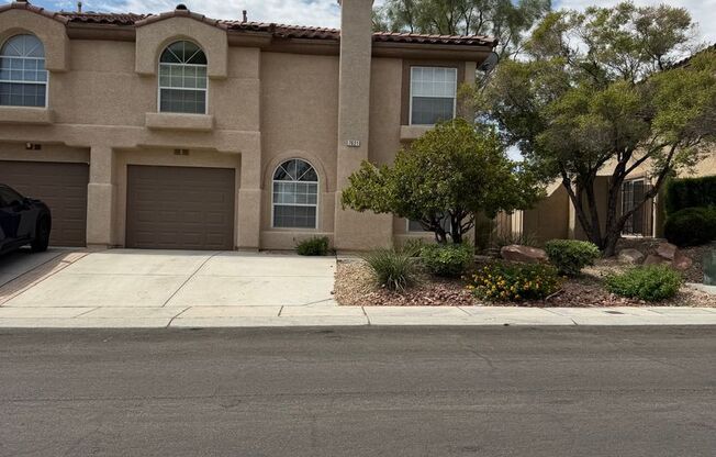 3 bedroom 2.5 bath 1 car garage townhouse