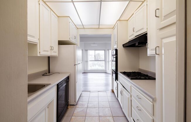 2 beds, 2 baths, 1,192 sqft, $2,995, Unit 4169-303