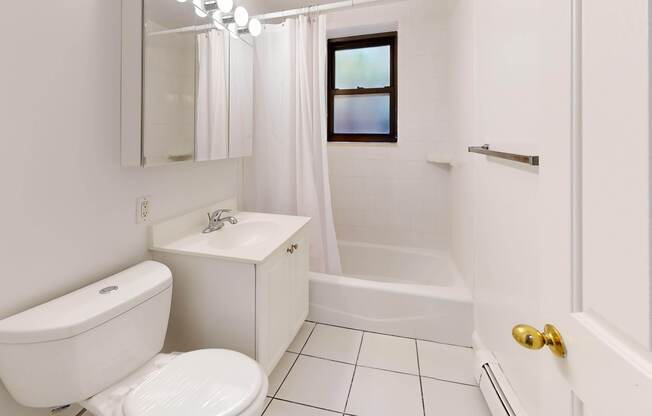 1 bed, 1 bath, 700 sqft, $2,695