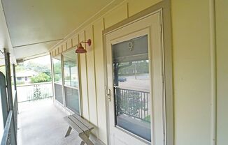 ASK ABOUT OUR $0 SECURITY DEPOSIT MOVE IN SPECIAL!! FOR LEASE! 2 Bedroom - 1 Bath - Corner Unit at the Town House Apartments in Weatherford!