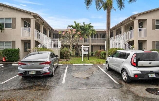 2130 NE 42 Ct