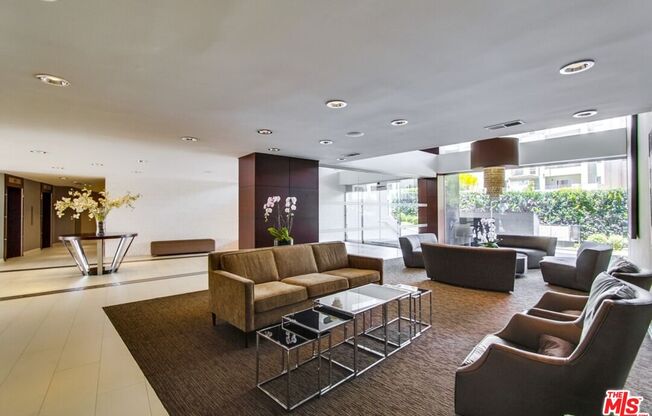 2 beds, 3 baths, 2,085 sqft, $7,250, Unit 1207