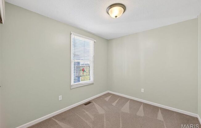 4 beds, 3.5 baths, 2,580 sqft, $3,100, Unit Simeon Bunker Street - 3275