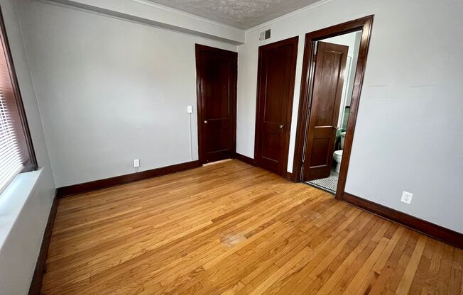 Jones Ansonia Apartments