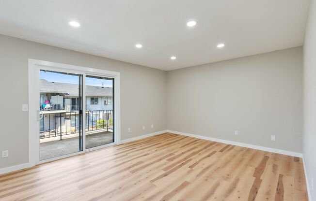 2 beds, 1 bath, 864 sqft, $1,395, Unit #20