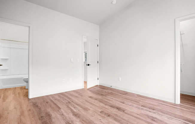 3 beds, 2 baths, 1,871 sqft, $2,880, Unit H-C