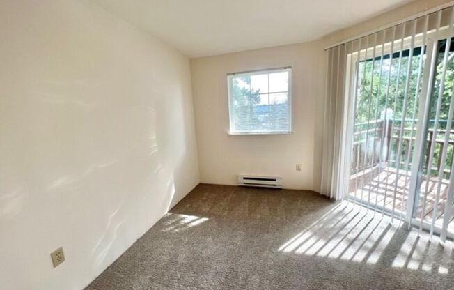 2 beds, 2 baths, 990 sqft, $2,595, Unit A 107