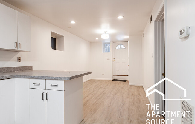 1110 W Wolfram St, Chicago IL 1