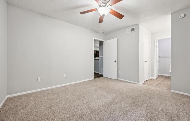 1 bed, 1 bath, 650 sqft, $1,099