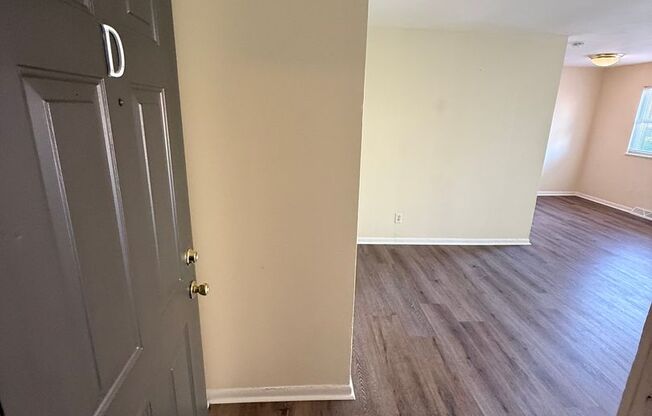 2 beds, 1 bath, 830 sqft, $1,099, Unit 8629D