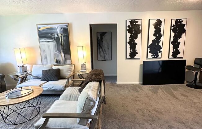 Rent-ready this July: 2 Bedroom and 1 Bathroom apartment in Beaver, PA ~ Apply Now and secure this apartment!