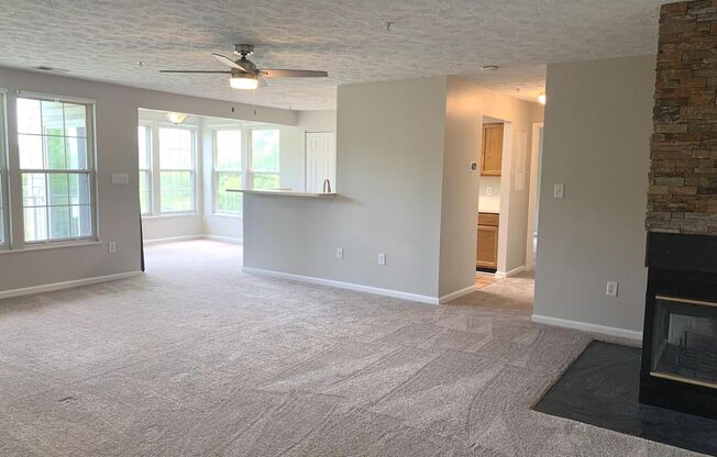 Beautiful 2bd 2bth condo